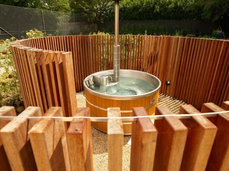 Blue Mountains accommodation called Kyah with an outdoor spa bath