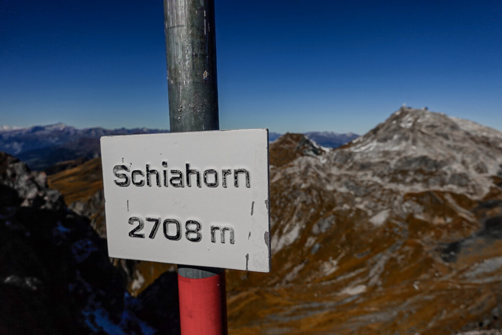 A Schiahorn sign at the summit of the mountain