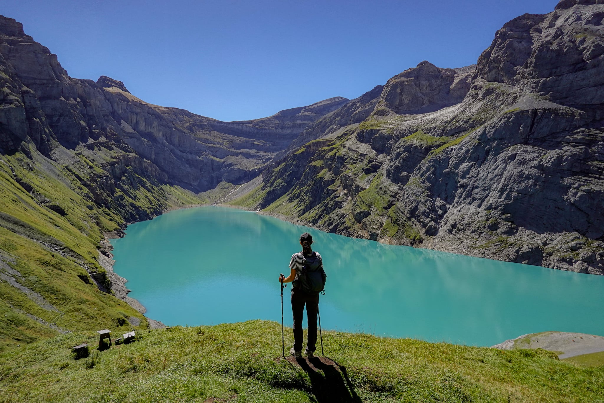 Beck is on a hike roughly in between Muttenchopf and the northern shoreline of Limmernsee