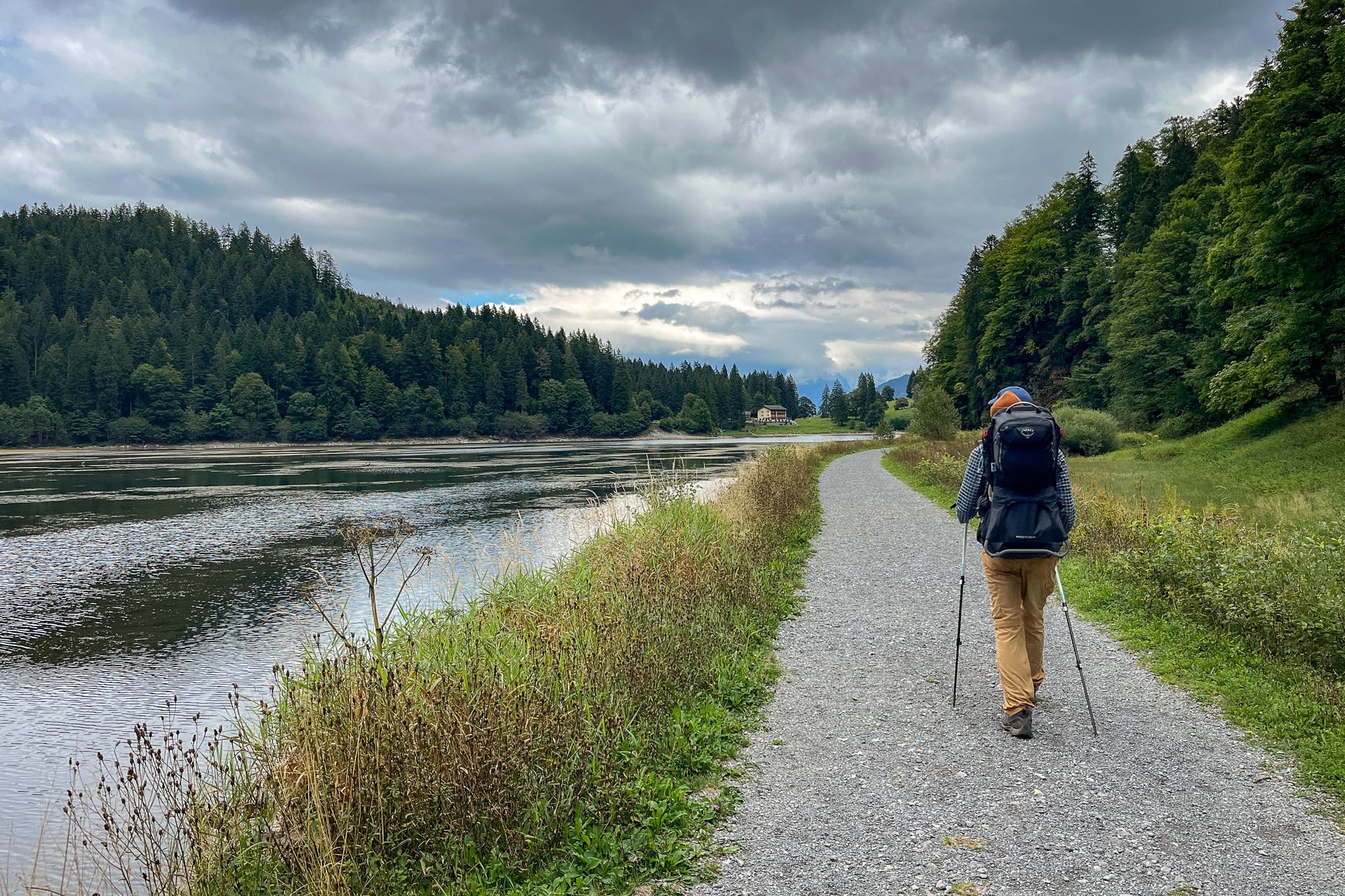 Dan walks by a lake called Obersee Lake during a hike called Ahornen Rundweg